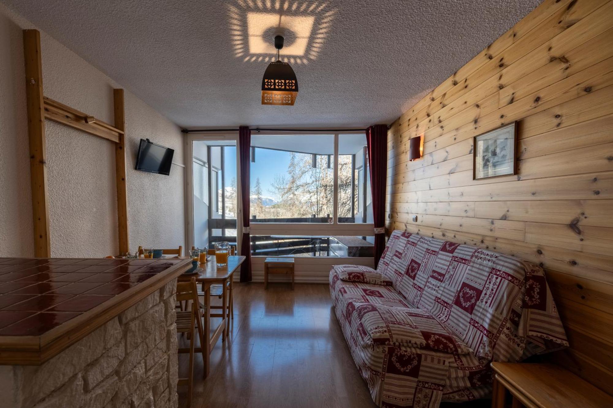 Doux Crepuscule - Au Bord Des Pistes - Parking Enchastrayes Exterior foto