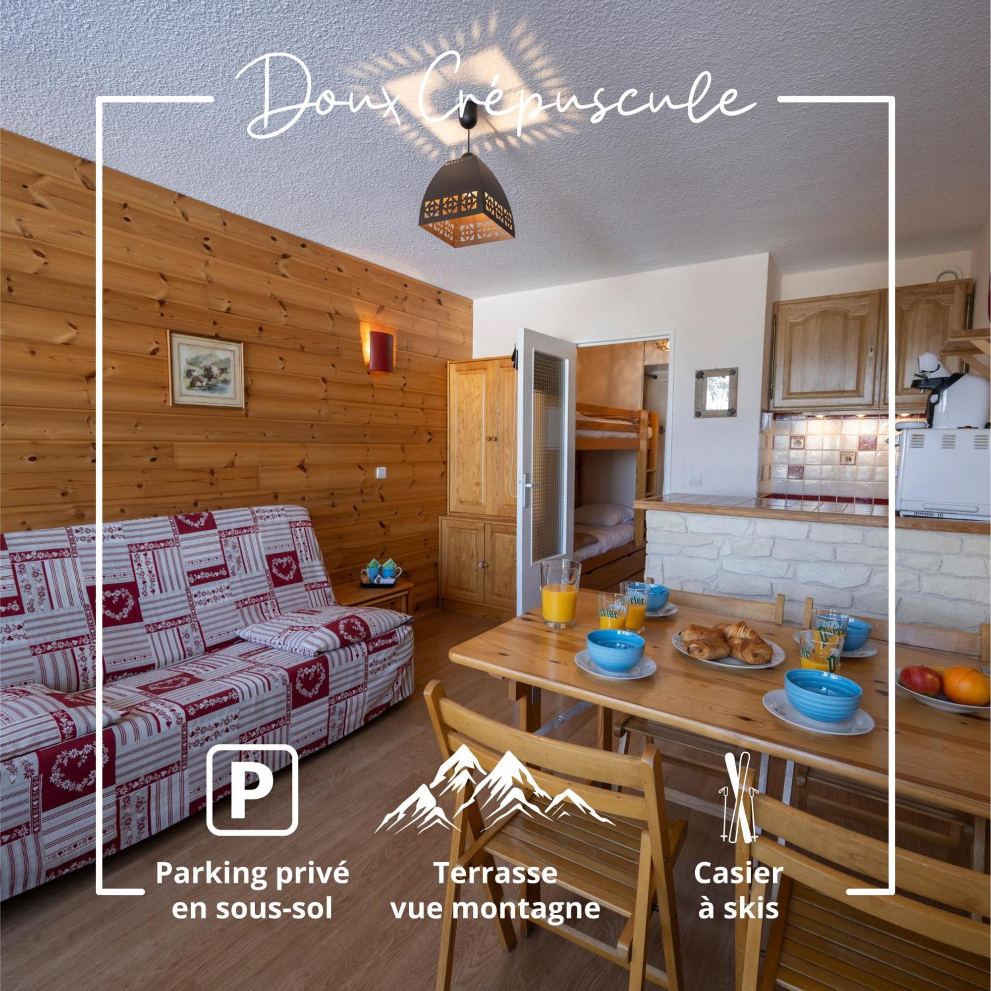 Doux Crepuscule - Au Bord Des Pistes - Parking Enchastrayes Exterior foto